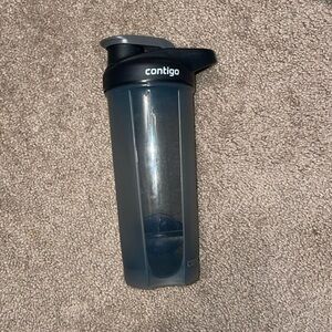 Contigo Shaker Bottle